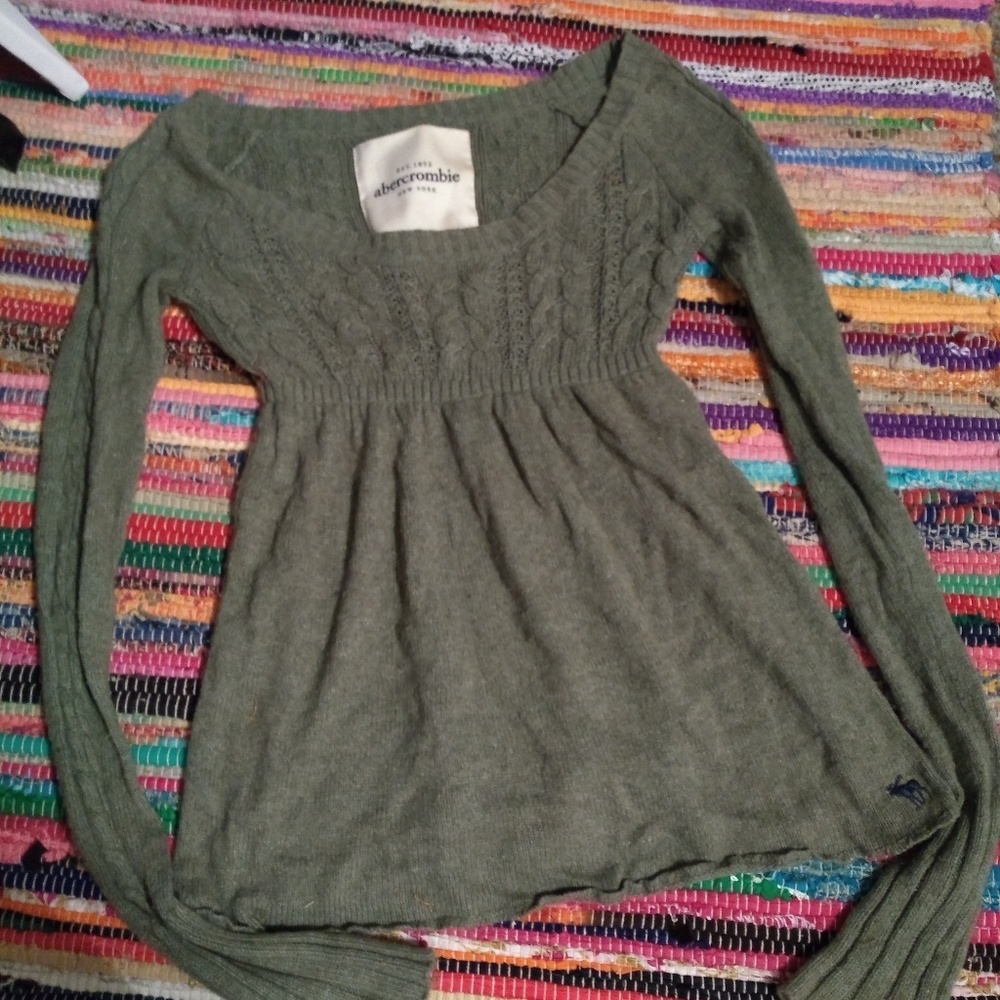 Abercrombie and Fitch Sweater